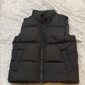 Black Puffer Vest size 6-7 brand new